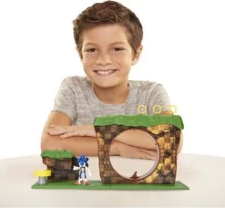 JAKKS PACIFIC Sonic The Hedgehog Green Hill Zone 2.5 Inch Figure Playset 7 JAKKS PACIFIC Sonic The Hedgehog Green Hill Zone 2.5 Inch Figure Playset -Boutique Toy Store JKP 403934 CC